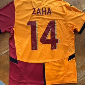 Galatasaray Zaha Jersey - never been worn.